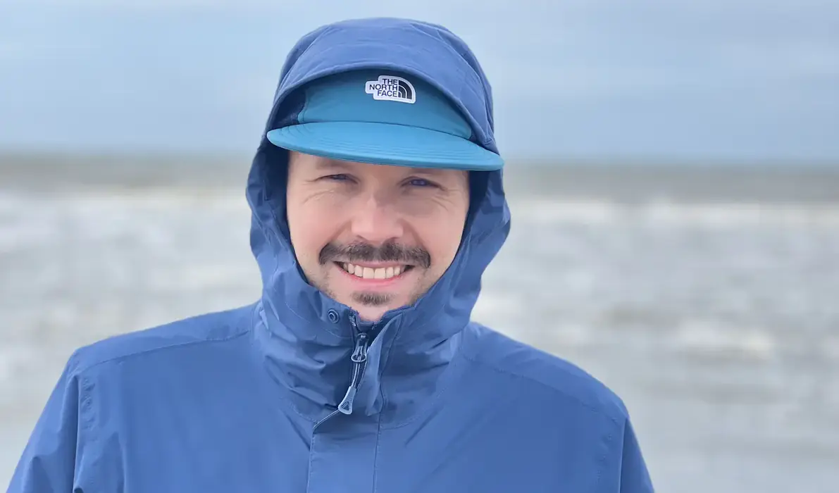 kevin balster on the beach hero banner